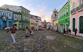 100 Axé Bahia Próximo ao Farol da Barra Salvador WIFI 300 Mega